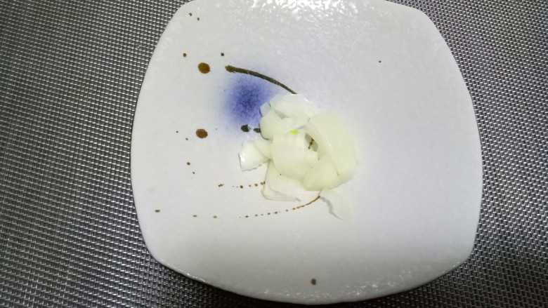 #家常菜木须柿子#,毛葱切成葱花。