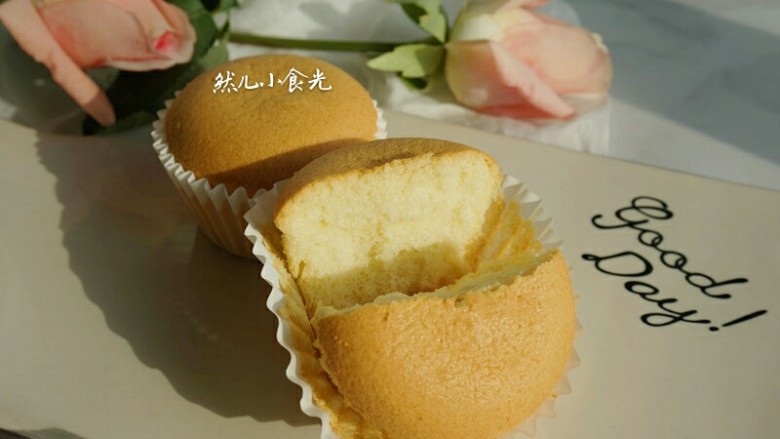 教你做不开裂不回缩的纸杯戚风蛋糕,不开裂,不回缩组织细腻蓬松的纸杯戚风,你也快来试试吧。