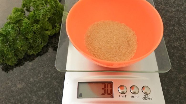 #家有烤箱#黑芝麻豆沙面包,30g黄糖,