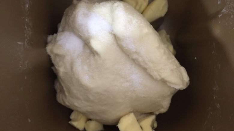 酸奶雪花包(一次发酵法),加入盐和黄油,开始第二个程序一样15程序