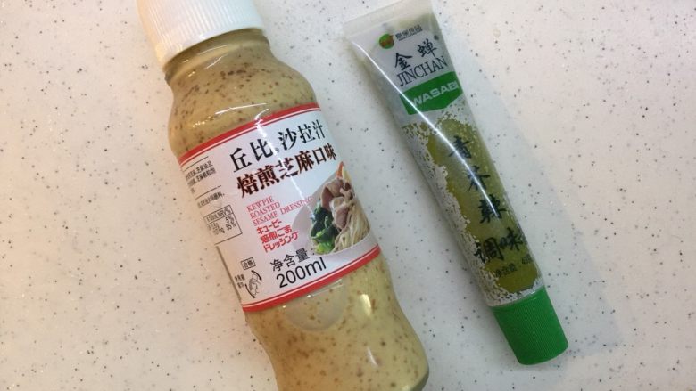 快手菜-凉拌葫芦丝,准备好调味料