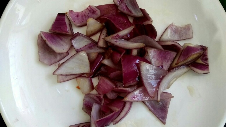 咖喱鸡腿肉,盛出待用