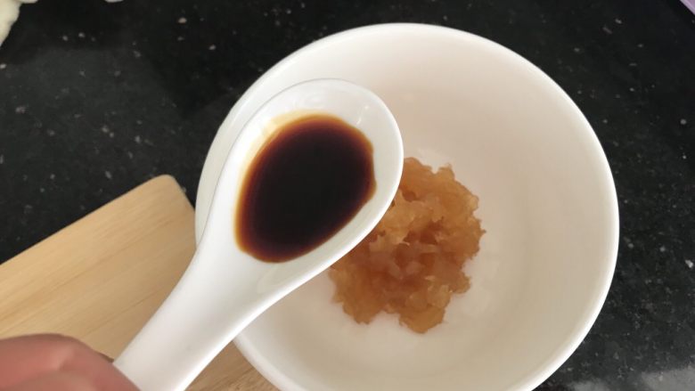 脆皮豆腐~苹果酱版,加一点<a style='color:red;display:inline-block;' href='/shicai/ 788'>生抽</a>增色