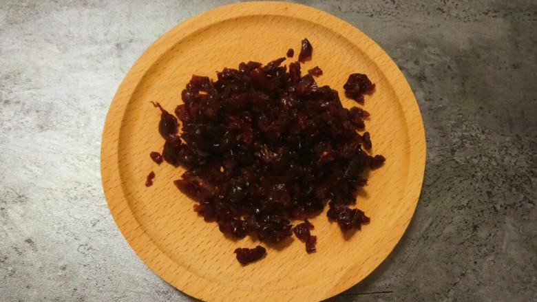 家有烤箱~蔓越莓小小酥,准备蔓越莓30克