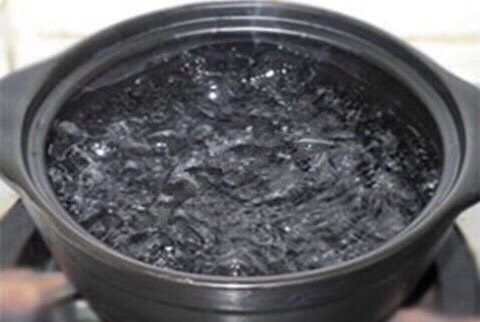 一碗来姨妈,放入锅内，水开放柠檬。五分钟后。开喝