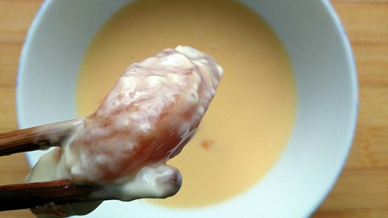 奶香鸡柳(烤箱版),沾满蛋液