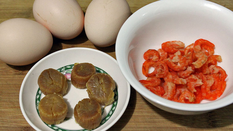 桂花虾贝炒粉丝,材料一览