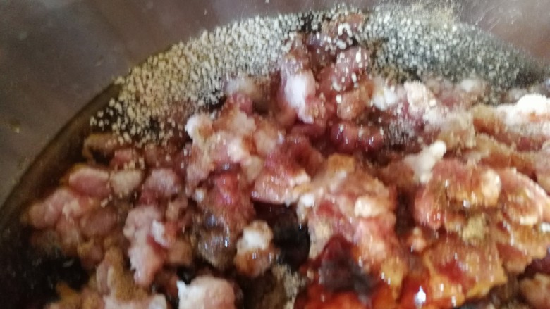 中式点心+钱袋白菜肉包,汤精1小勺,