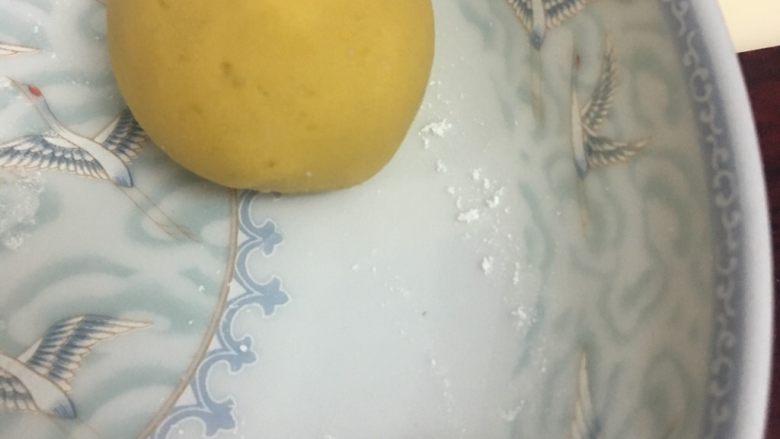 香芋地瓜丸,丸子沾点面粉多搓几下,弹性更好。
