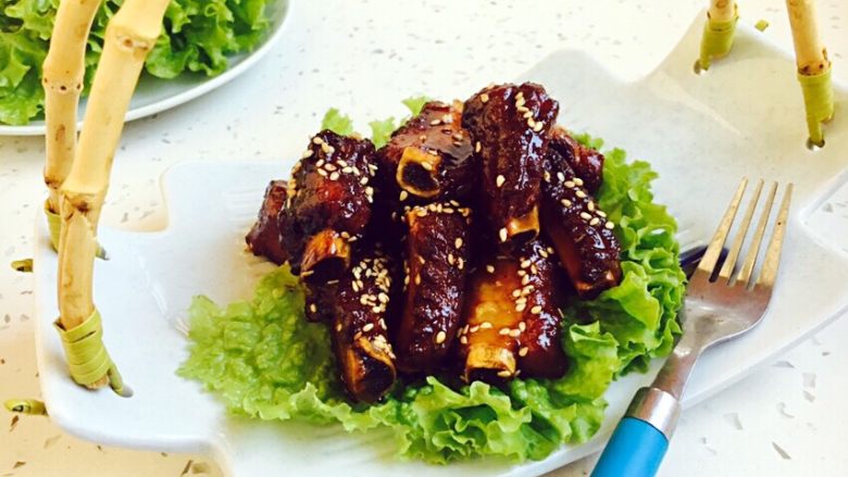 #请来一勺黑酱油# 糖醋小排骨(懒人版),成品图