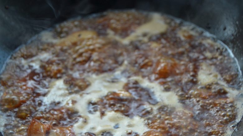 秘制红烧肉,大火烧开,再转小火
