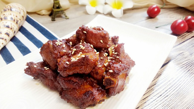 红烧排骨,上面撒点<a style='color:red;display:inline-block;' href='/shicai/ 666'>芝麻</a>,可以大快朵颐了