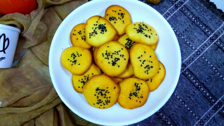 鸡蛋芝麻饼干,成品,一咬嘎嘣脆