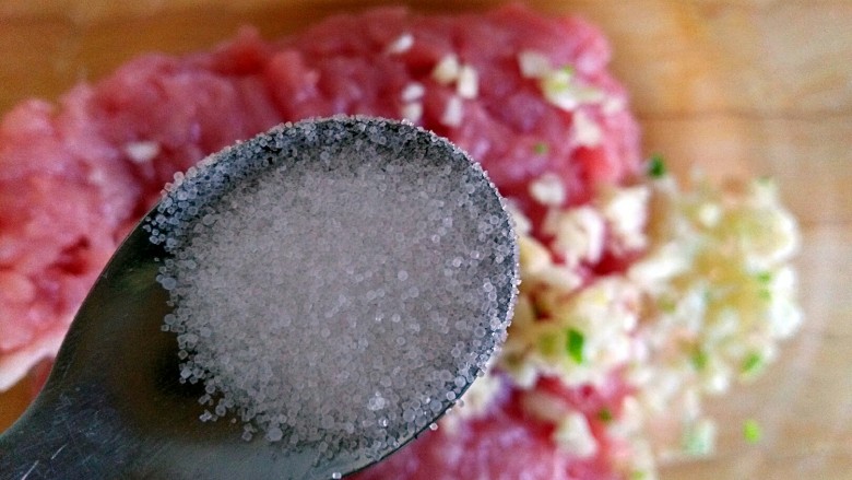 蚝油肉末冬瓜(微辣),加一勺食用盐