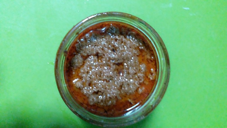 虾酱炒鸡蛋,隆重推荐这个<a style='color:red;display:inline-block;' href='/shicai/ 1696'>虾酱</a>,朋友家妈妈给做的……味道不咸,平时陪米饭就很好吃……