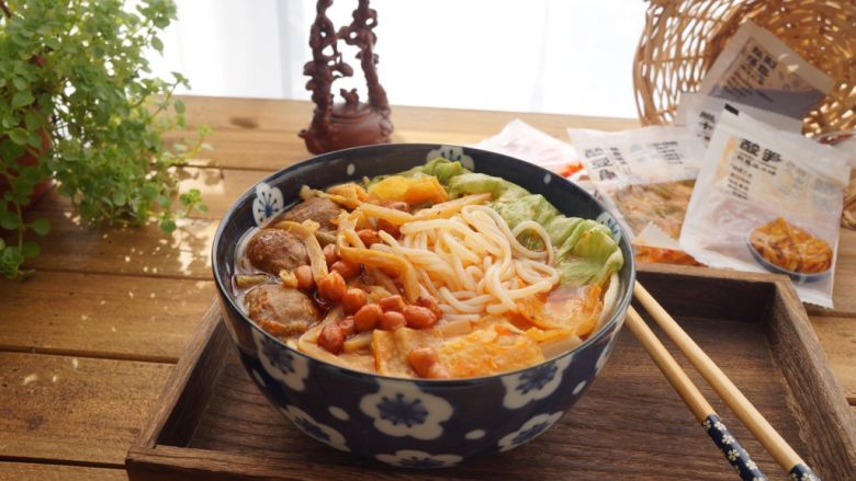 豪华版螺狮粉,吃起来非常过瘾,完全没有传言所说的臭味