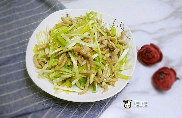 #懒人料理#肉丝黄芽韭,成品图