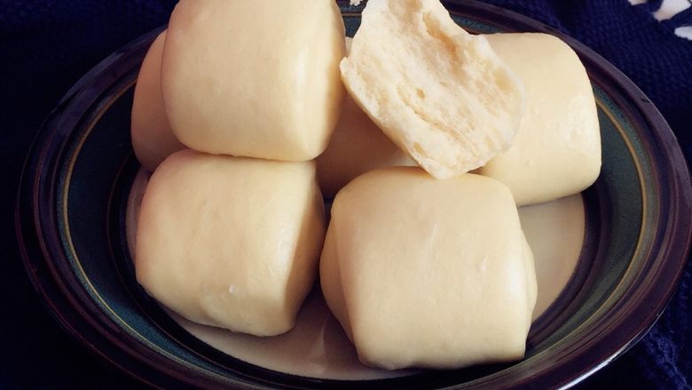 <span style="color:red">老</span><span style="color:red">面</span>馒头