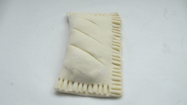 香蕉派,用刀子在表面化几道口子,不要太深