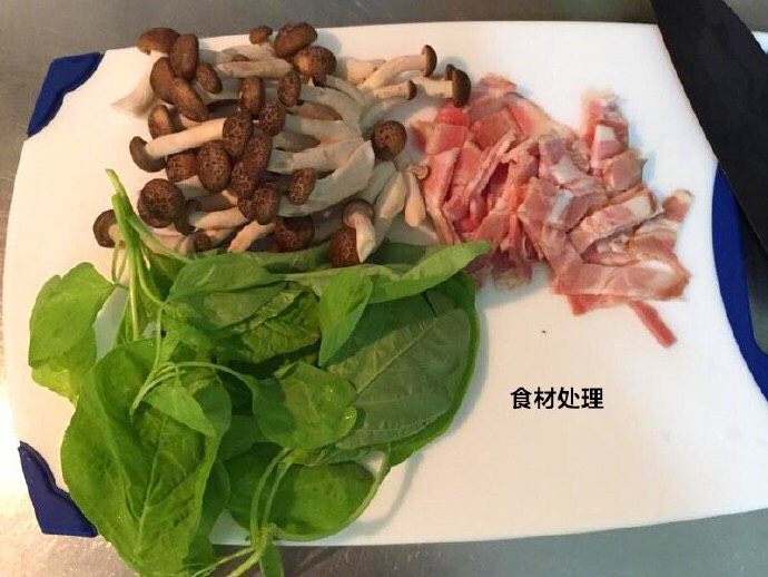 培根可丽饼,根据家里人数，食量决定定量。