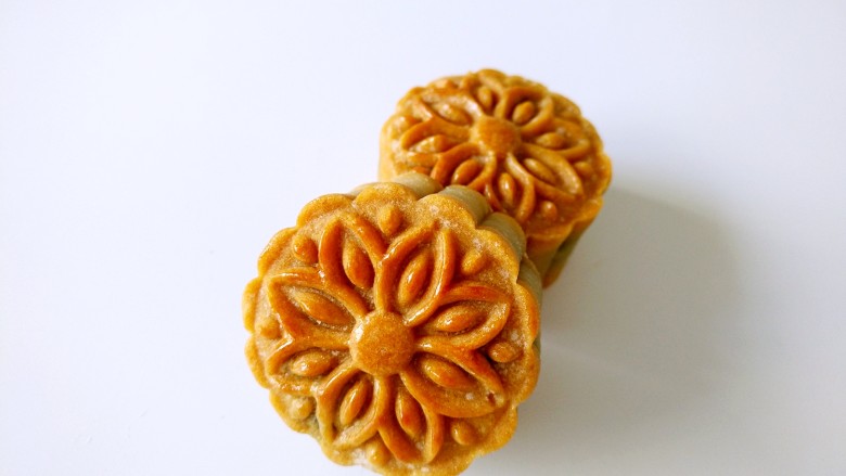 广式五仁月饼蜂蜜版(不用转化糖浆),成品图