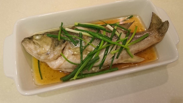 清蒸鱸魚,好啦!簡單美味!