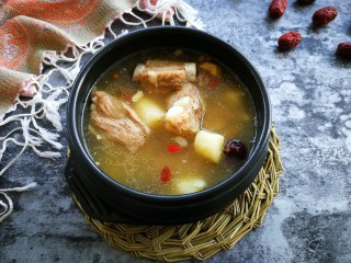 初冬山药排骨汤