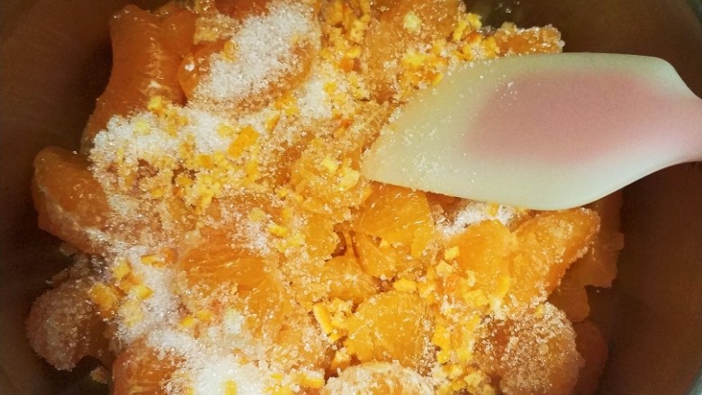 橘子酱,慢慢等白糖融化