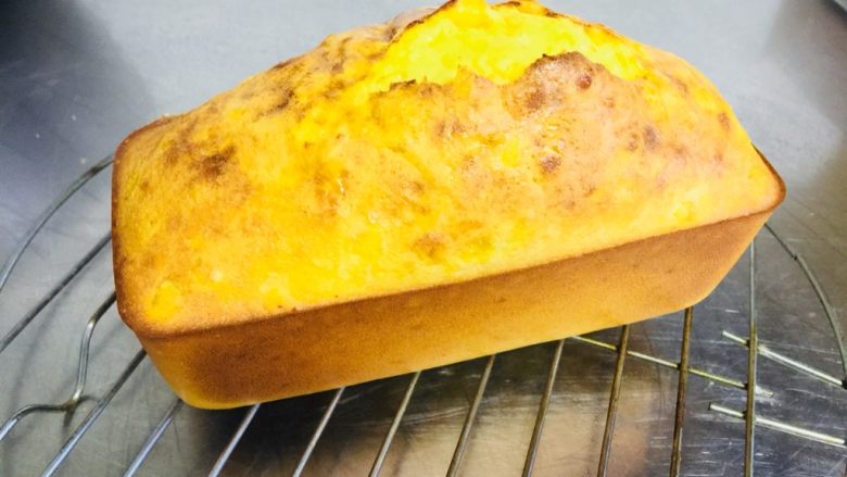 玉米🌽面包🍞,出炉 立即脱模 