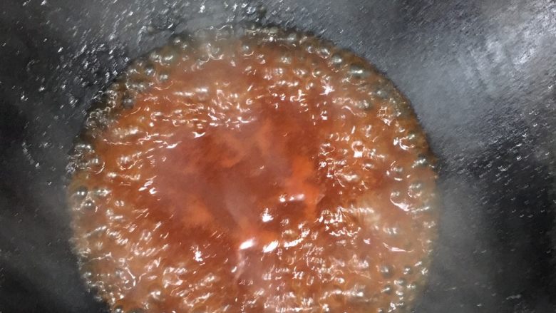 菠萝咕噜肉,放糖和白醋