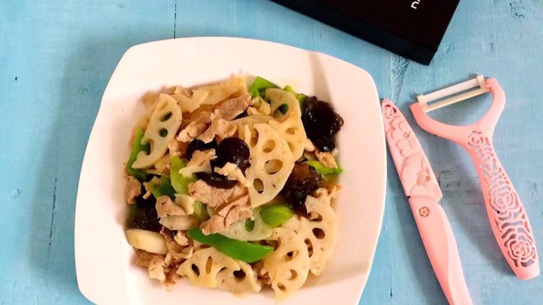 莲藕炒肉片