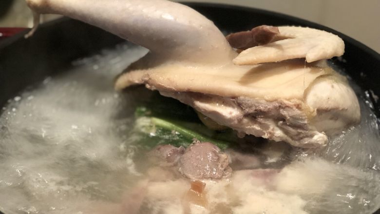 一锅两吃-老鸡慢炖,加盖,大火什么煮开