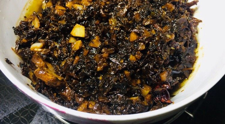 #感恩节食谱#宴席之梅菜扣肉,上锅蒸一个半小时,或者用高压锅压40分钟左右