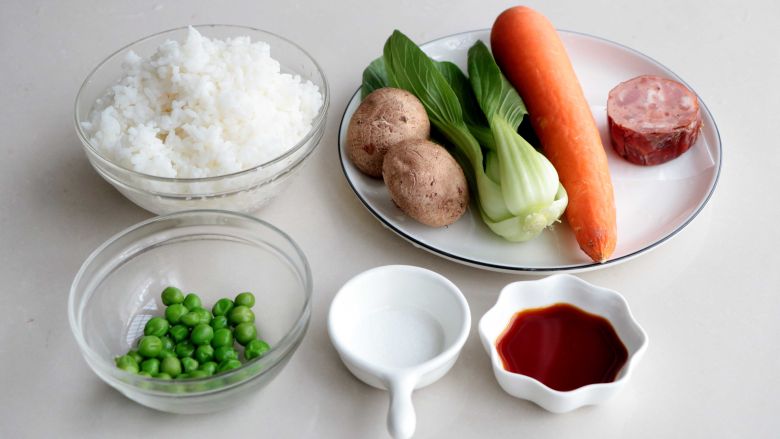 杂蔬丸子饭团,准备所需食材;