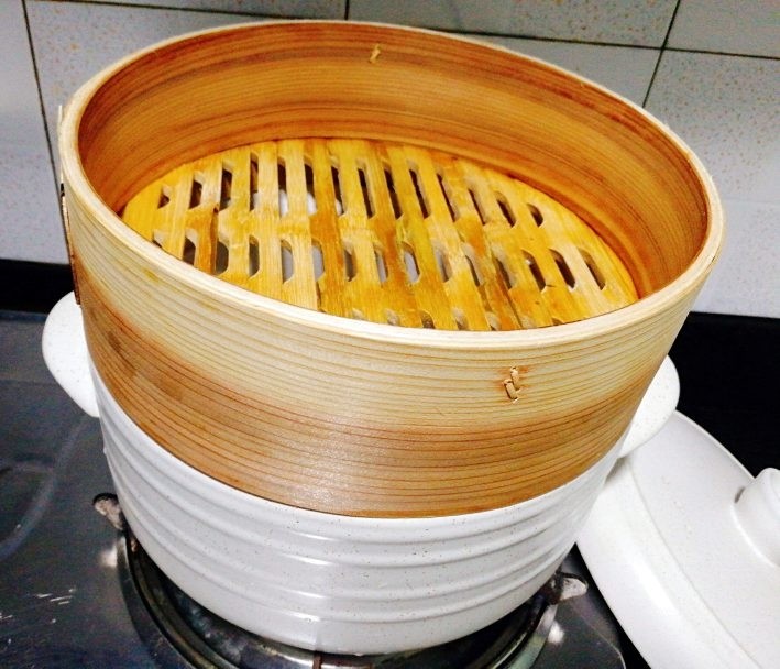 #感恩节食谱#+蒜蓉秋葵,烧一锅滚水,