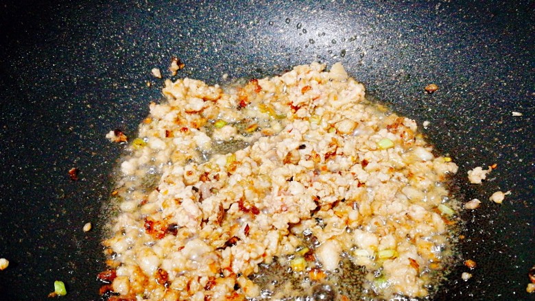 #感恩节食谱#+家常酿豆腐,快速翻炒,