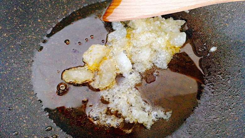 #感恩节食谱#+台湾卤肉饭,小火炒