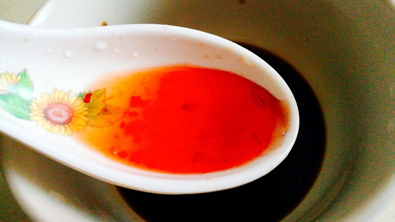 圆土豆~鱼香土豆片,加入<a style='color:red;display:inline-block;' href='/shicai/ 7617'>甜辣酱</a>