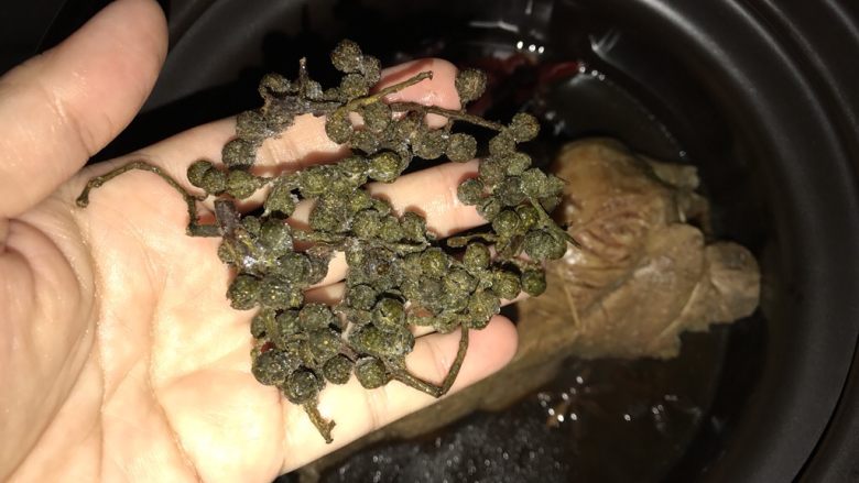 牛腱子饭团,加入新鲜花椒,没有可以不放。
