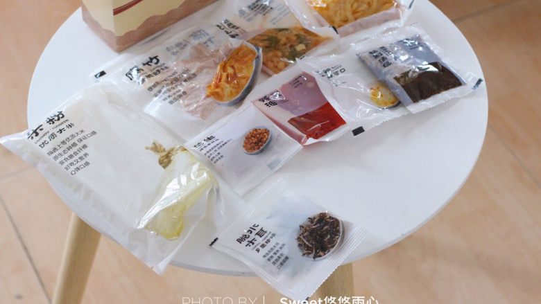 壶城人家螺蛳粉,食材原料独立包装。