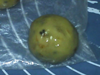 五仁月饼,收口,搓圆