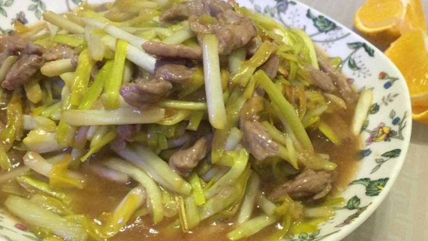 肉丝炒蒜黄