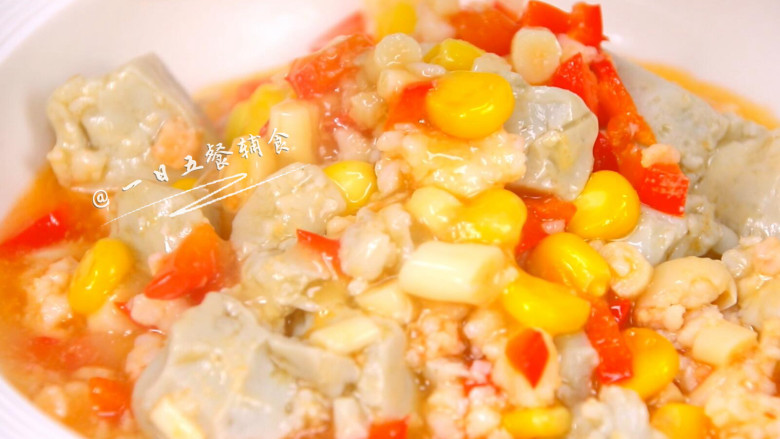 鸡蛋豆腐鲜虾羹,色香味俱全!有虾,不需要多余的调味,自带鲜美。