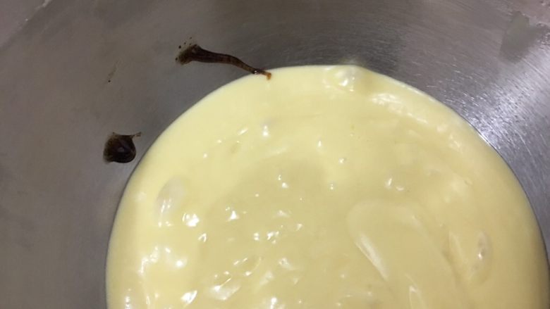 甜甜圈🍩蛋糕!蛋糕!
不是油炸的面包!,可以➕香草膏提香,不加也没事