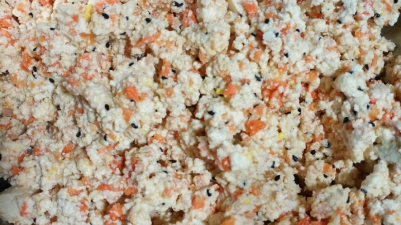 你从没吃过的豆腐饼,拌匀,颜色很好