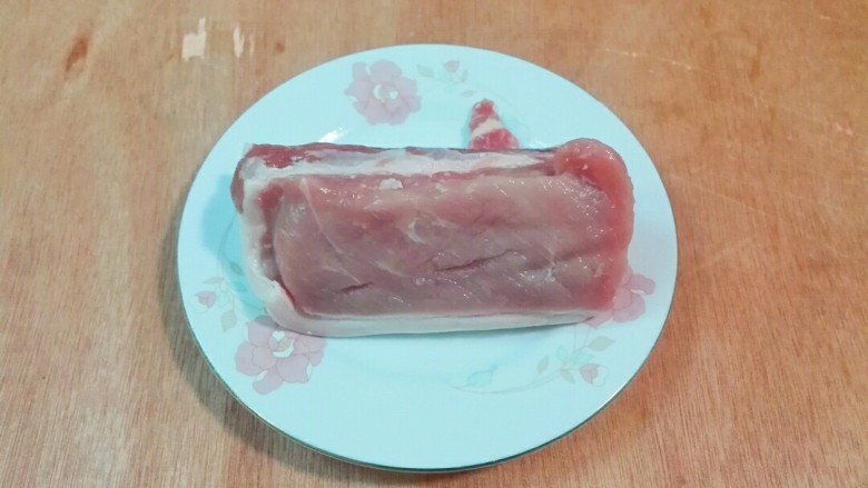 真的很满足~麻油韭菜大馄饨,<a style='color:red;display:inline-block;' href='/shicai/ 414'>猪肉</a>洗净