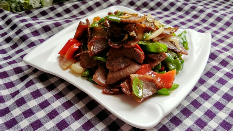 回锅牛肉,成品图来一张,美味诱人。