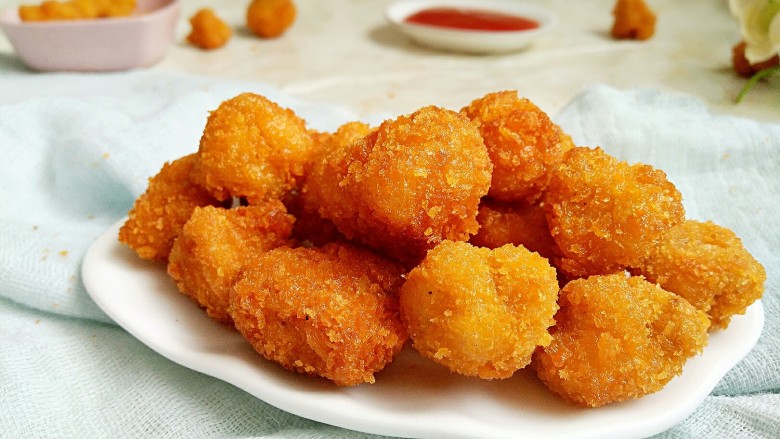 <span style="color:red">百</span><span style="color:red">变</span><span style="color:red">鸡蛋</span>+<span style="color:red">鸡</span><span style="color:red">米</span><span style="color:red">花</span>