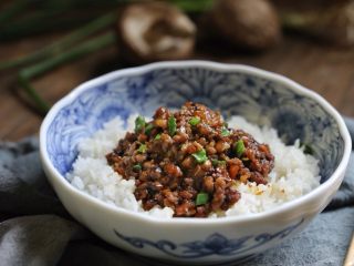 香菇肉酱饭