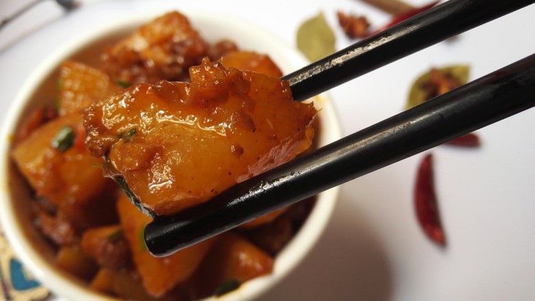 红烧白萝卜,吃多少都不担心会长肉肉,哈哈!